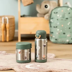 Done by Deer Isolerende flaske med sugerør Tiny trails 340 ml - grøn
