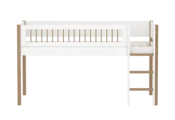 FLEXA NOR Halvhøj seng 120 cm med stige og crossbar sengehest 90x200 cm - Hvid/eg