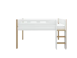 FLEXA NOR Halvhøj seng 120 cm med stige og cut out sengehest 90x200 cm - Hvid/eg