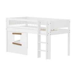 FLEXA WHITE Halvhøj seng 120 cm med stige, crossbar sengehest og træhytte-sengefronter 90x200 cm - Hvid/eg
