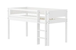 FLEXA WHITE Halvhøj seng 120 cm med stige og crossbar sengehest 90x200 cm - Hvid