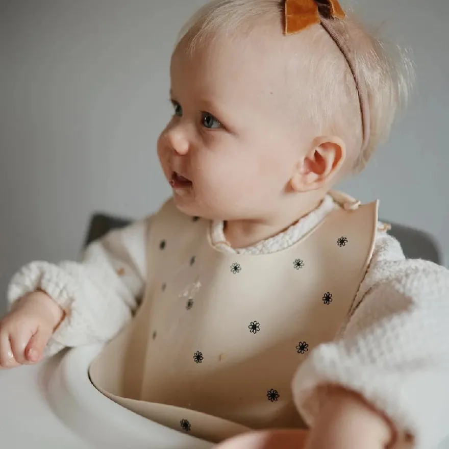 Mushie Hagesmæk Black Daisy